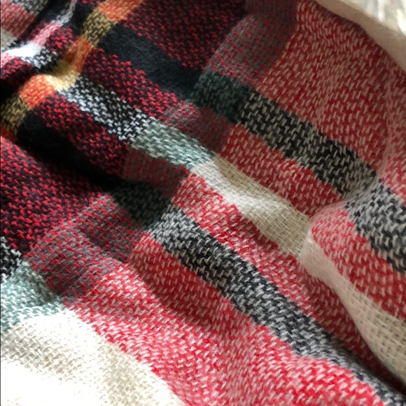 Plaid Blanket Scarf - Picture 2 of 2